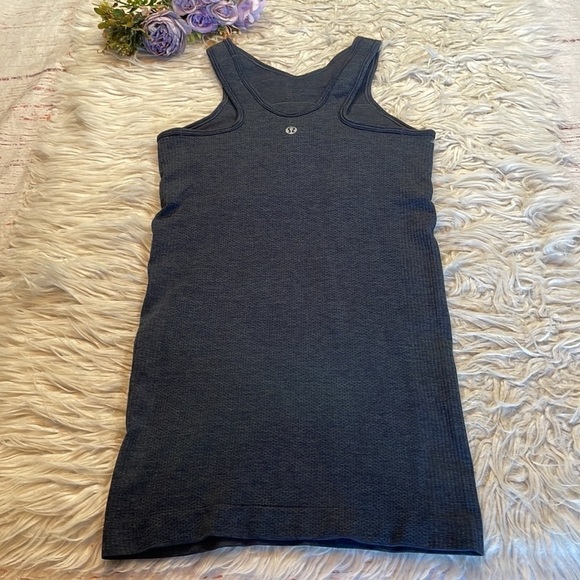 Lululemon Heathered Inkwell Seamlessly Covered Tank - Picture 11 of 13